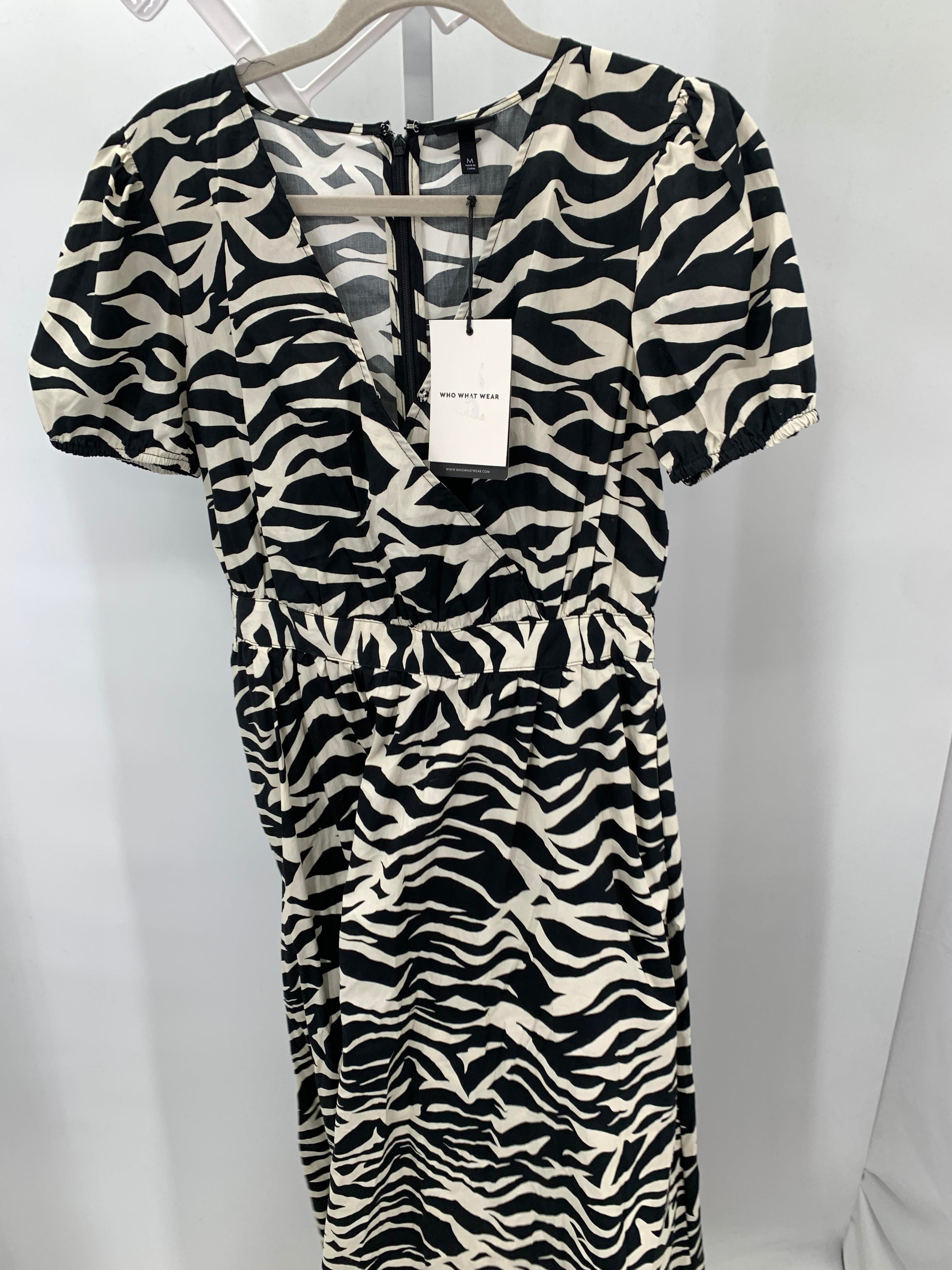 Who What Wear Size Medium Misses Short Sleeve Dress