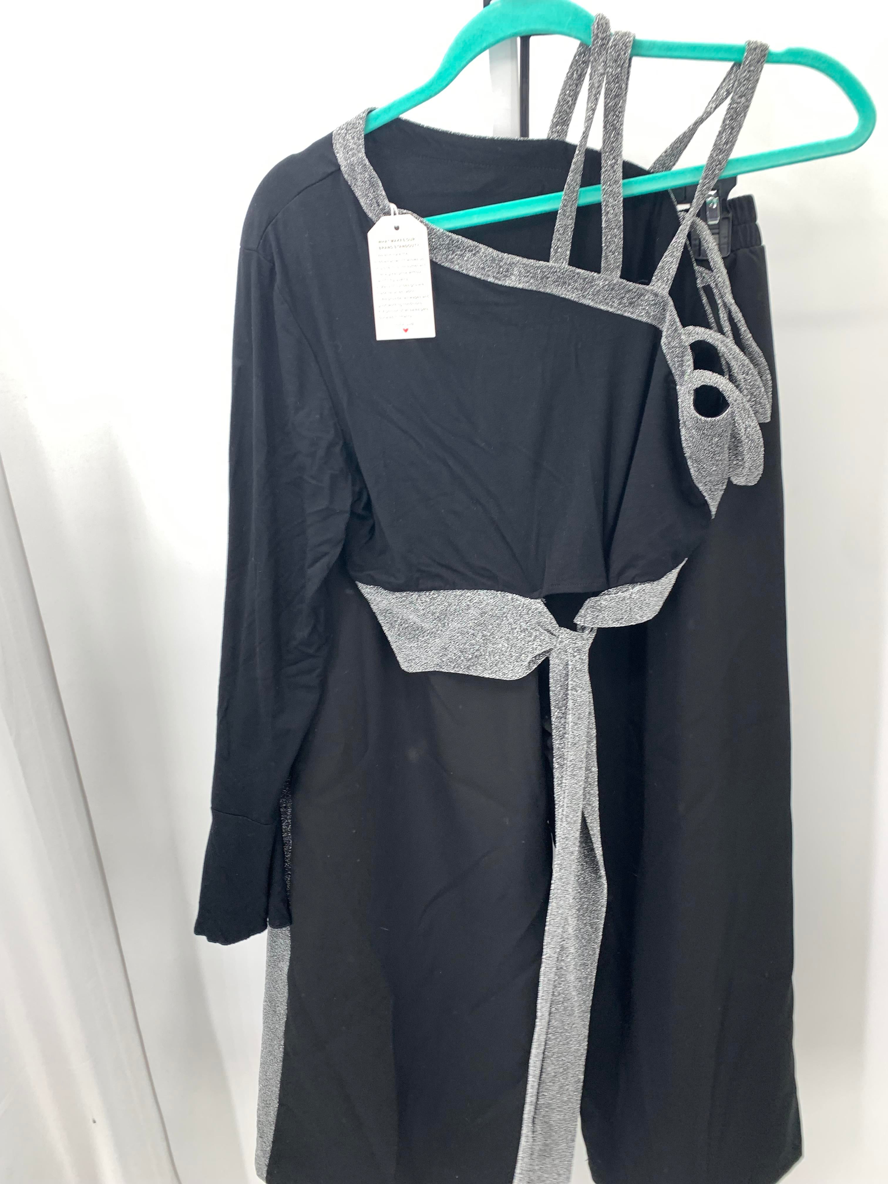 Size Large Juniors 2pc. Outfit