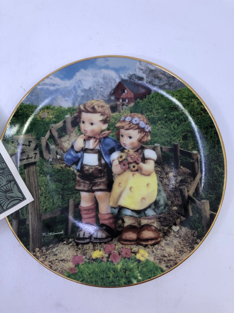 "COUNTRY CROSSROADS"  HUMMEL PLATE.