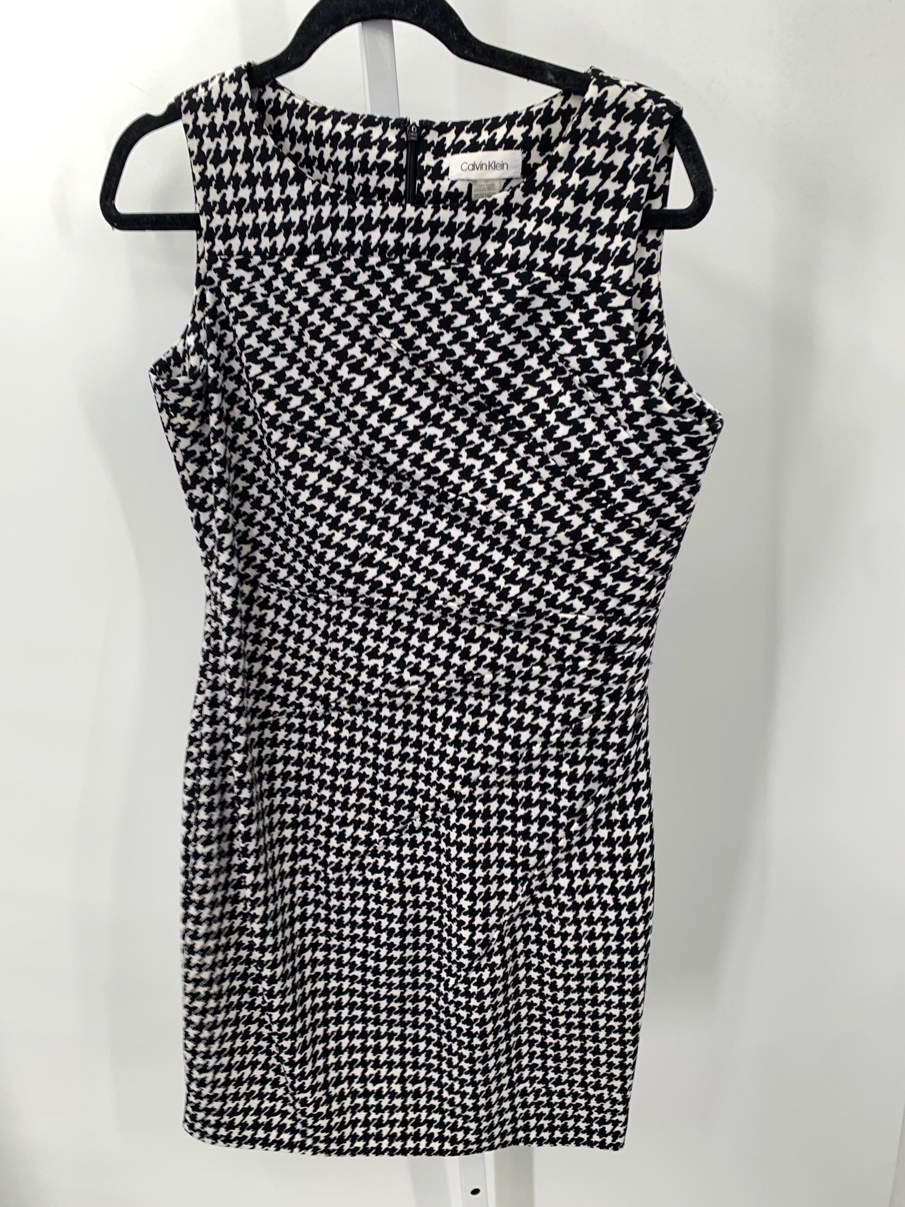 Calvin Klein Size 12 Petite Petite Sleeveless Dress