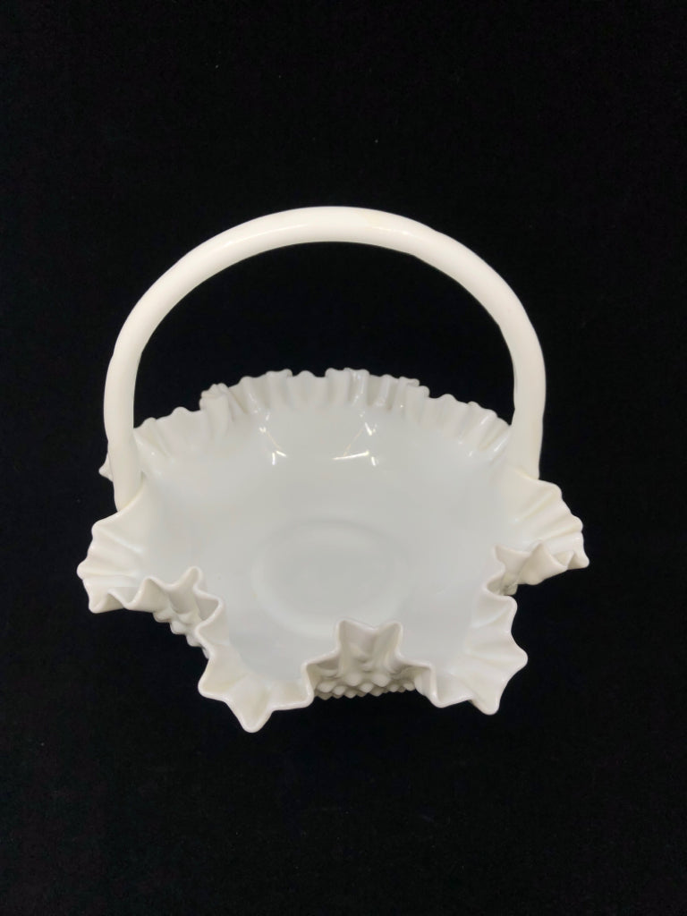 VTG HOBNAIL MILK GLASS CENTERPIECE BASKET W/RUFFLE EDGE.