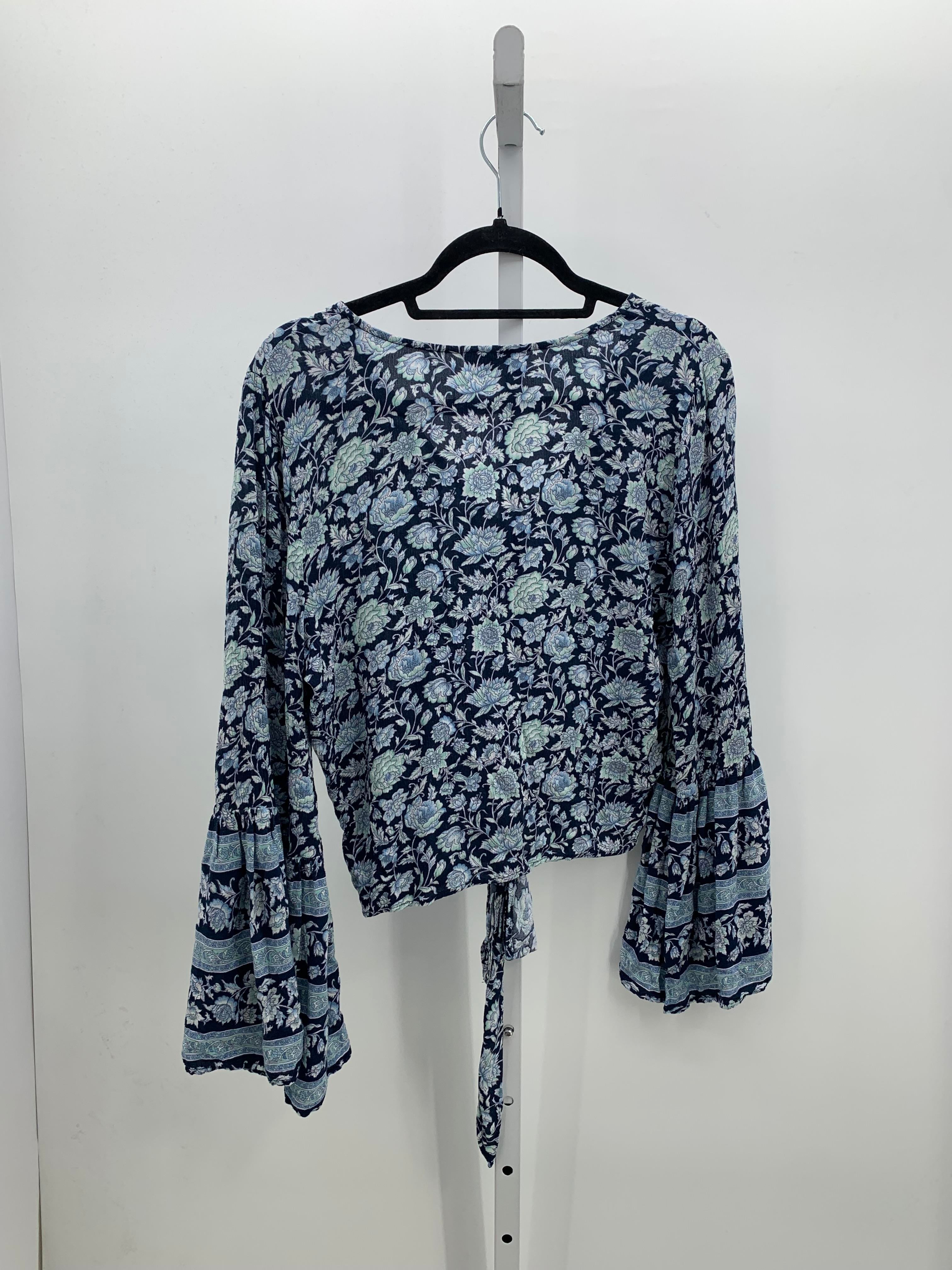 American Eagle Size Medium Juniors Long Sleeve Shirt