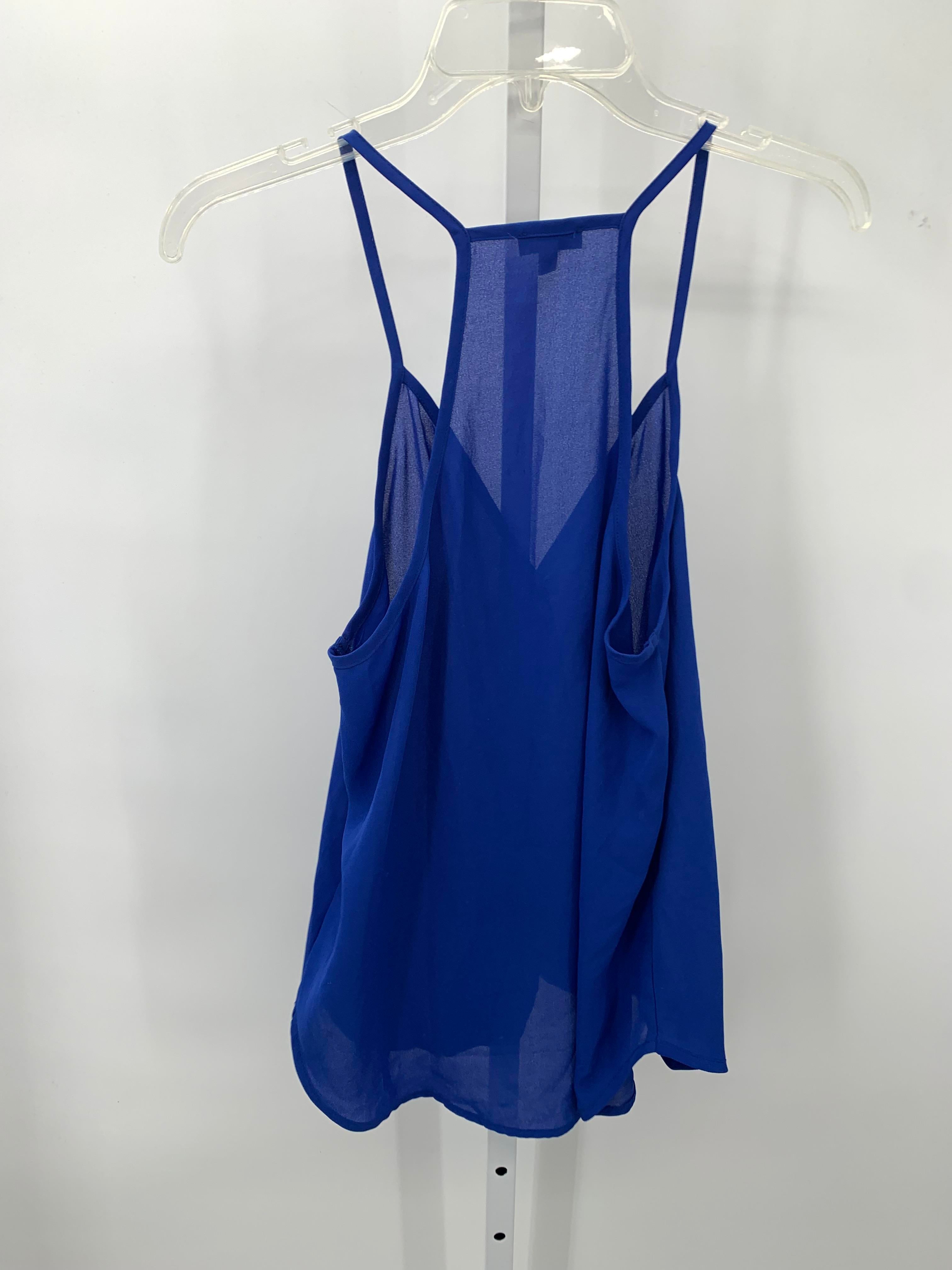 Lily White Size Large Juniors Sleeveless Shirt