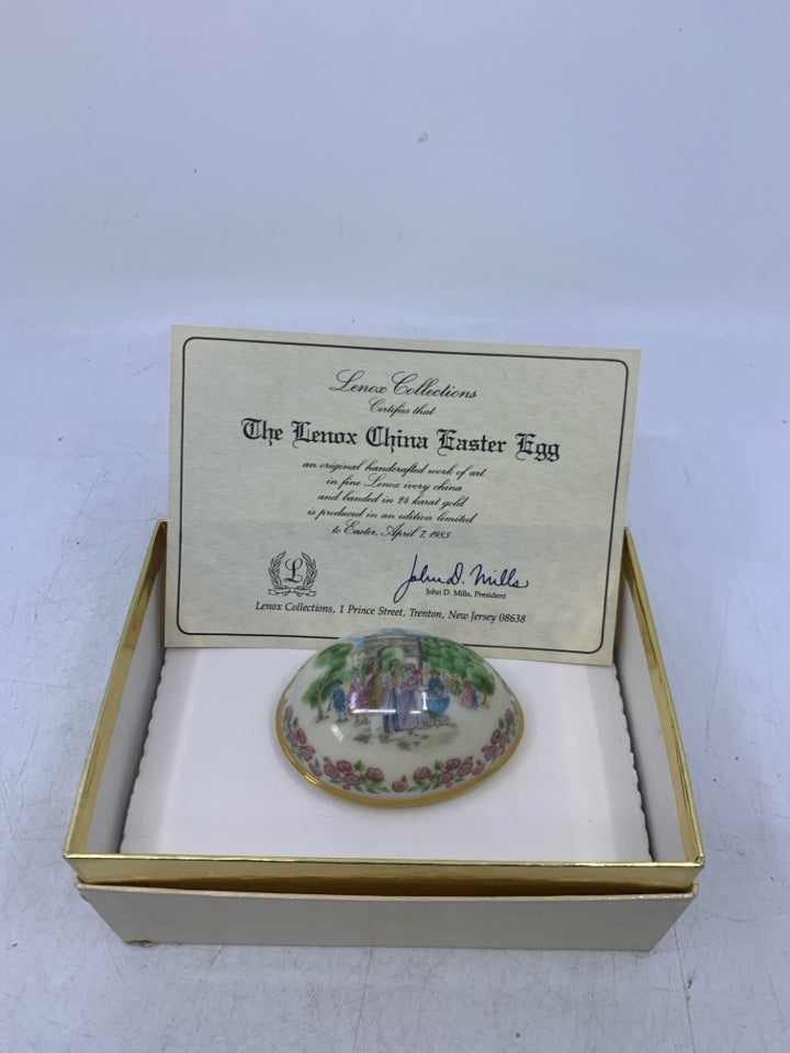 1985 PORCELAIN EASTER EGG W/ BOX.