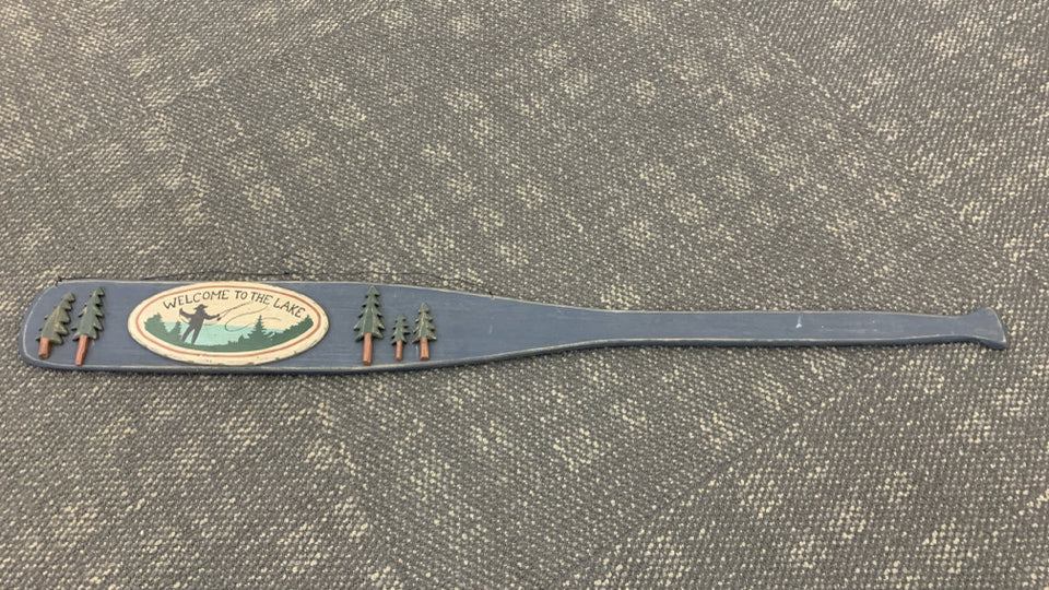 WELCOME TO THE LAKE CANOE PADDLE WALL HANGING.