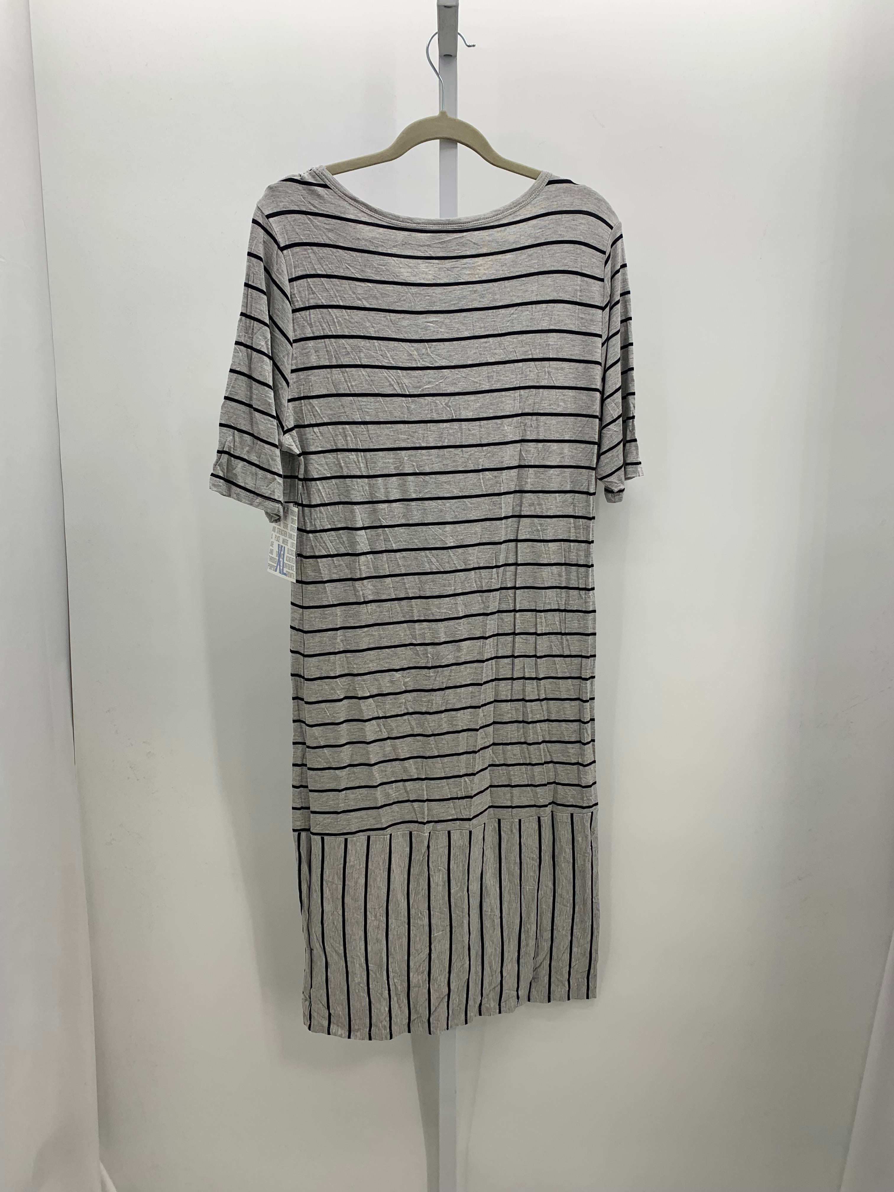 Lularoe Size Extra Large Misses Short Sleeve Dress