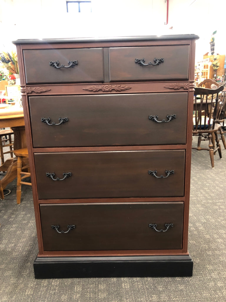 DARK WOOD FOUR DRAWER DRESSER.