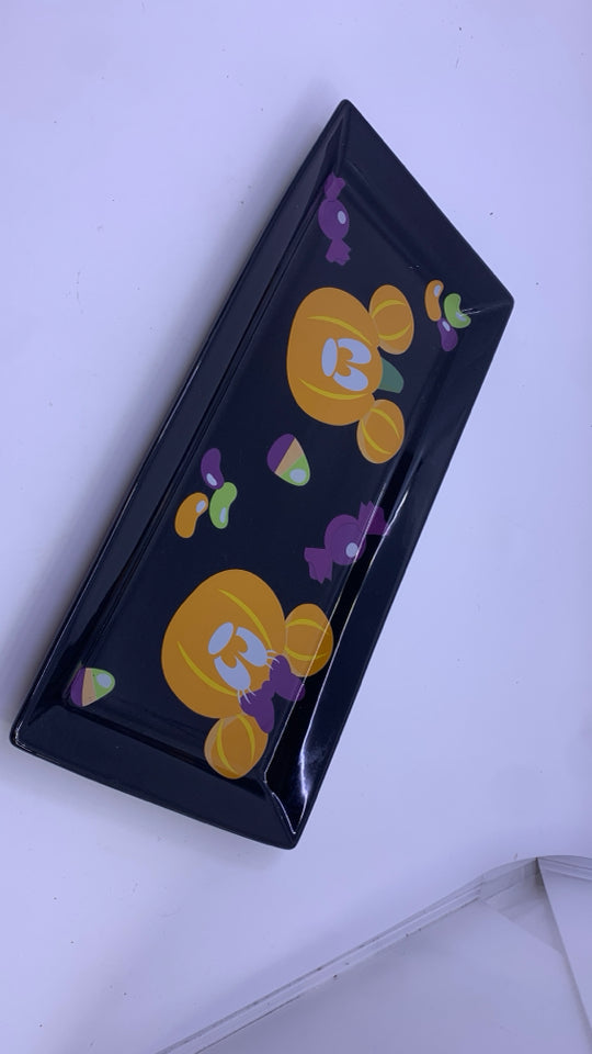 MICKEY PUMPKIN HEAD RECTNAGLE TRAY.
