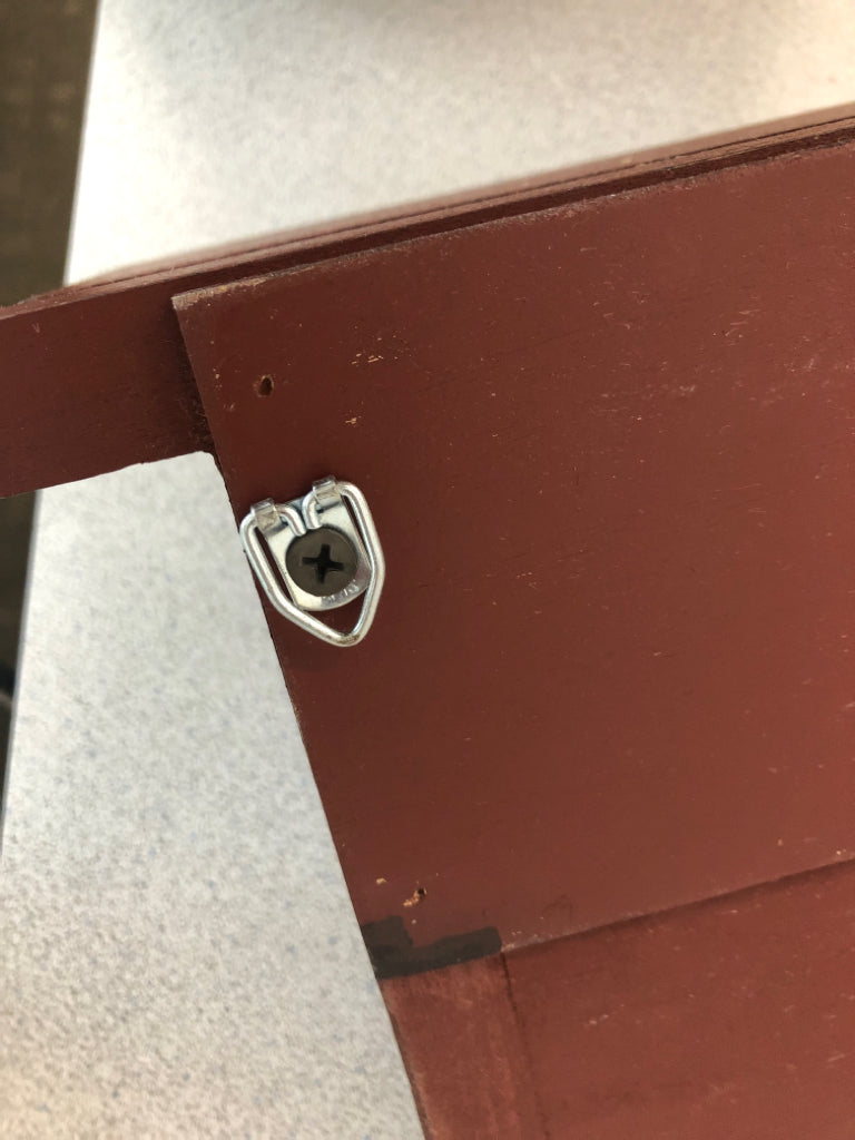 RED DISTRESSED WALL HOOKS W/STORAGE.