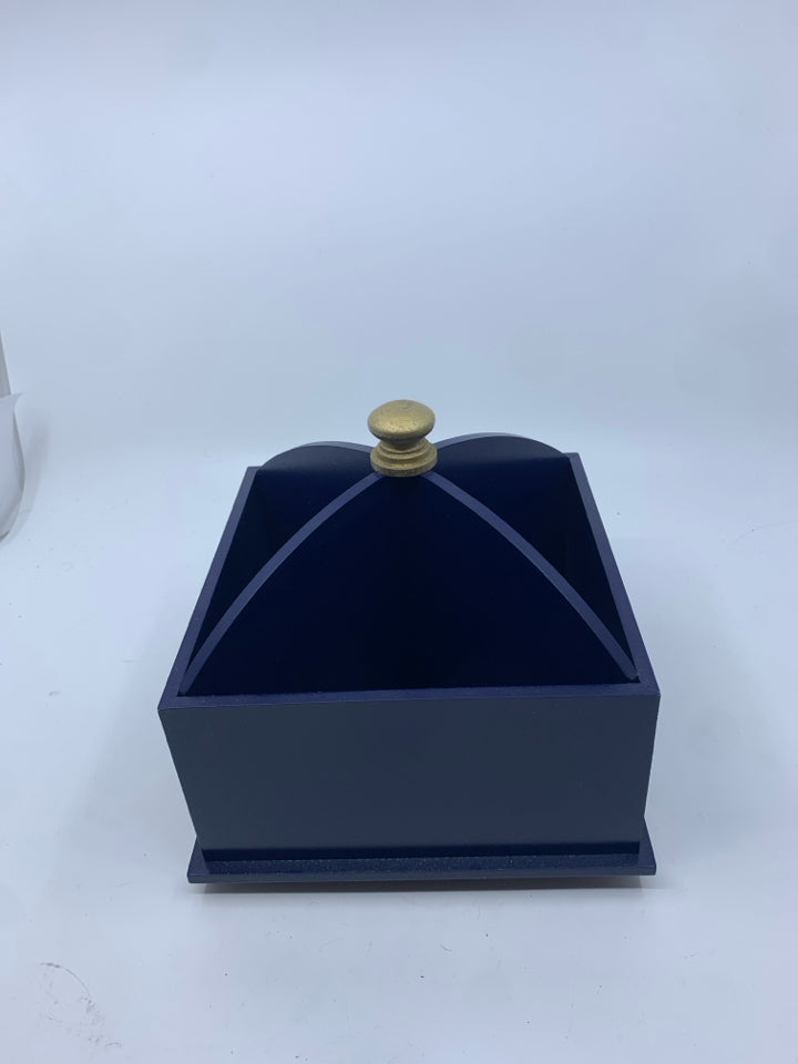 ROTATING BLUE DESK ORGANIZER.