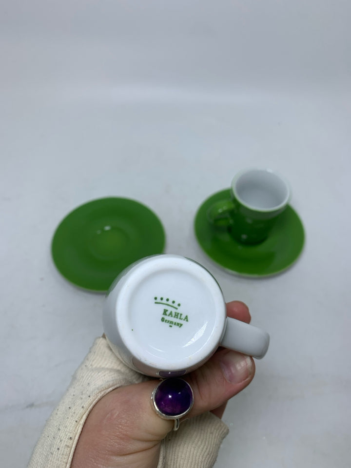 4 PC SVC 2 GREEN/WHITE ESPRESSO CUP/SAUCERS.