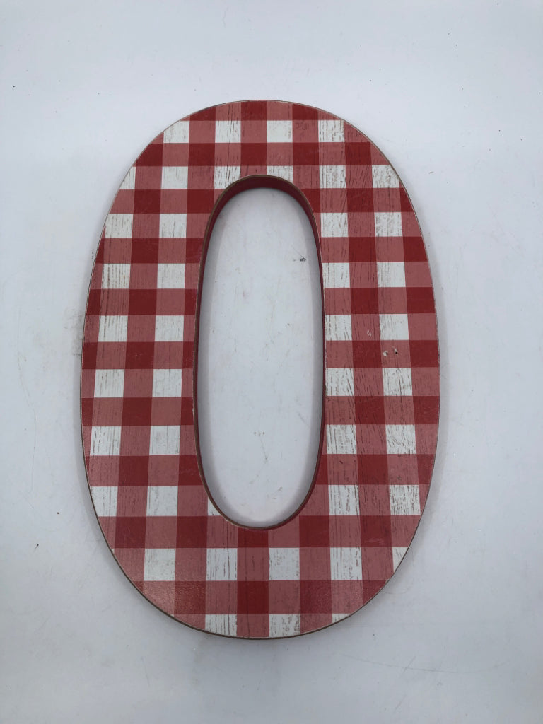 RED AND  WHITE CHECKERED "O".