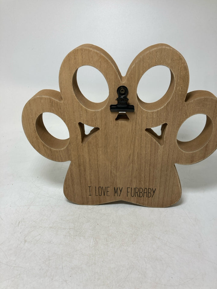 LOVE MY FURBABY CLIP PAW PRINT SHAPED PHOTO HOLDER.