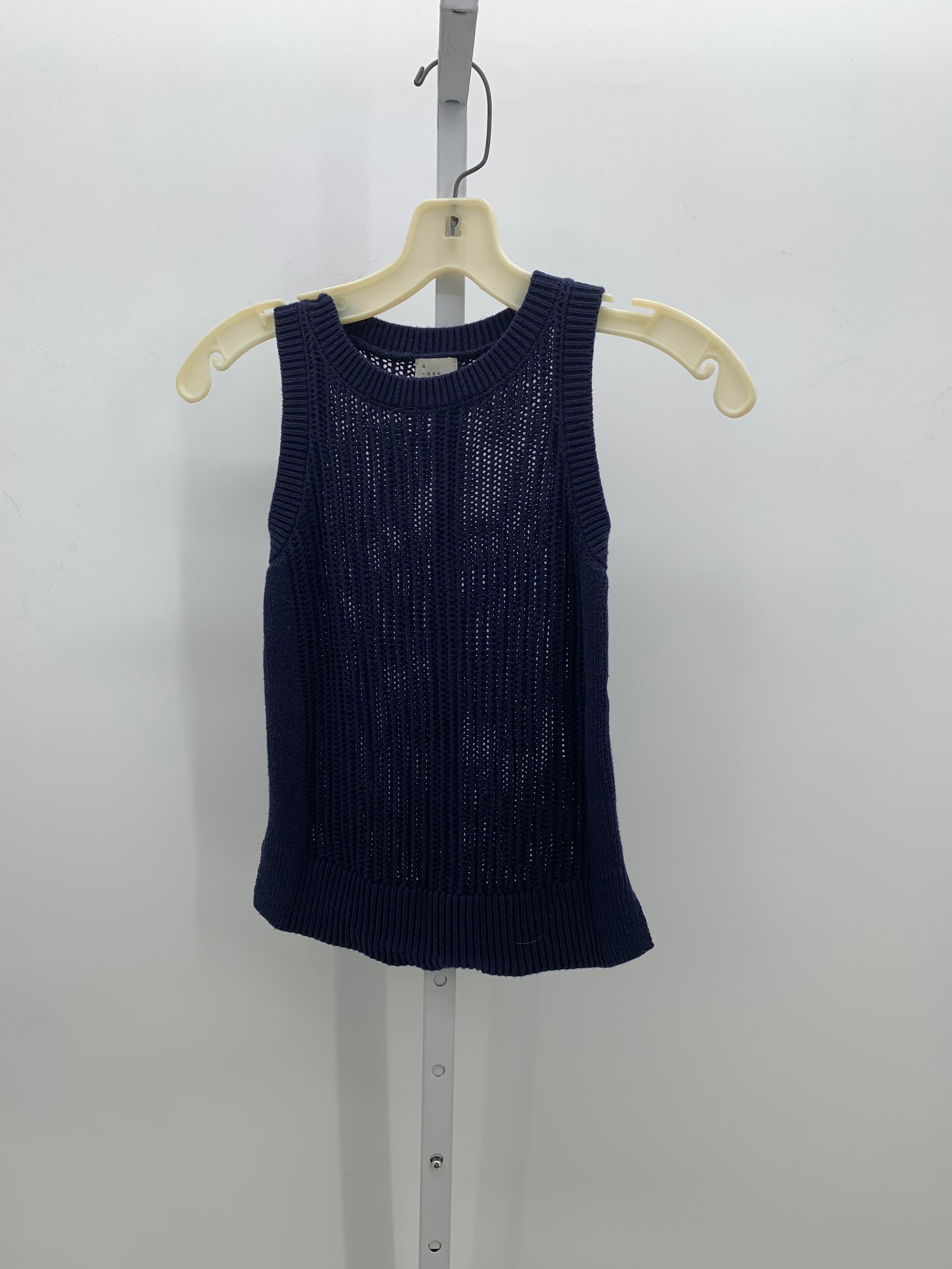 A New Day Size X Small Misses Sleeveless Sweater