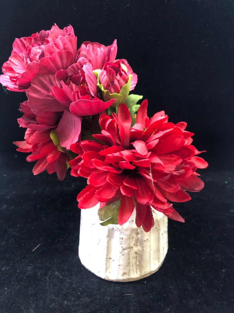 HEAVY WHITE RIBBED POTTERY PLANTER W/ SMALL RED FLOWERS.