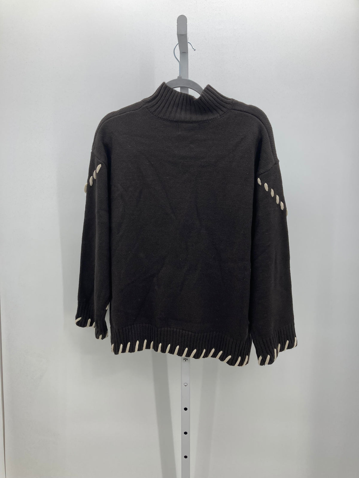 Size Small Juniors Long Sleeve Sweater