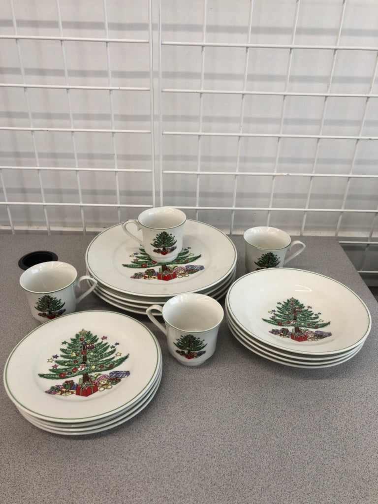16PC GIBSON XMAS TREE DISH SET SVC FOR 4.