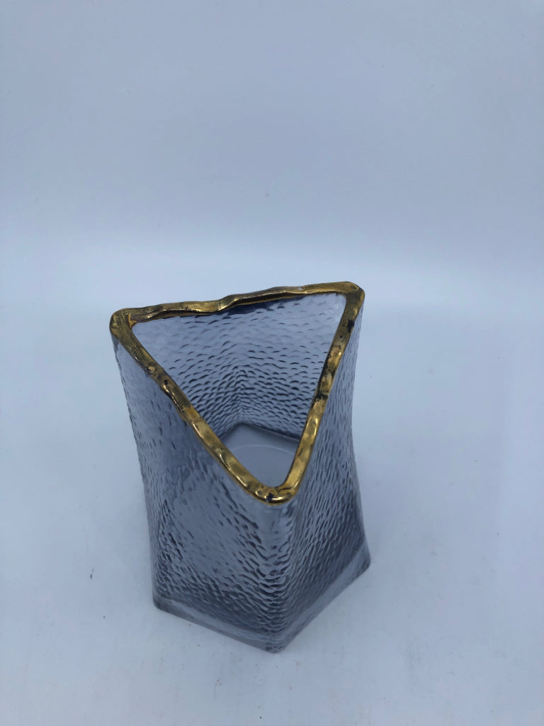 GREY TRIANGLE SHAPED VASE W/ DIVET PATTERN GOLD EDGE.