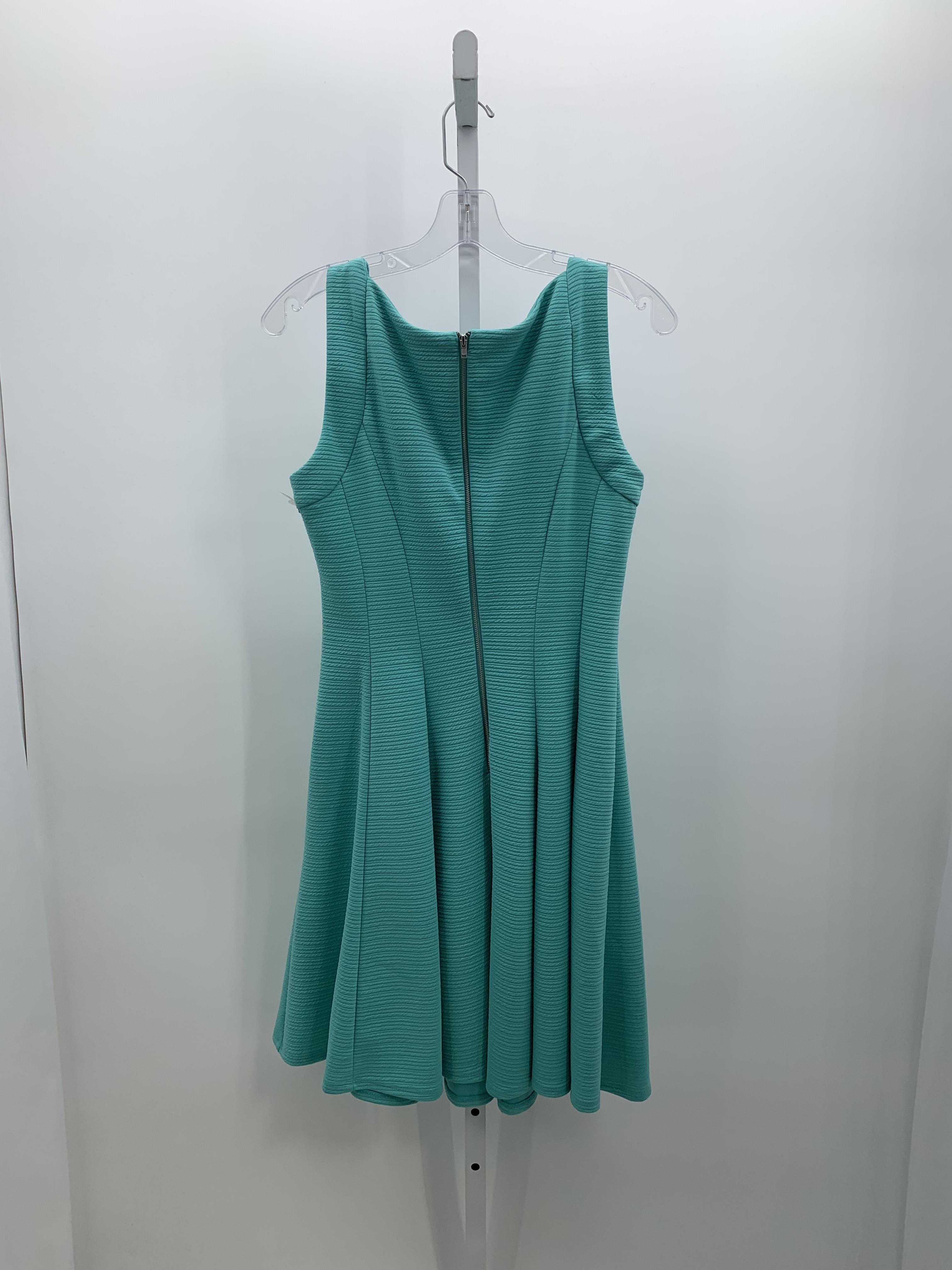 Danny & Nicole Size 8 Misses Sleeveless Dress