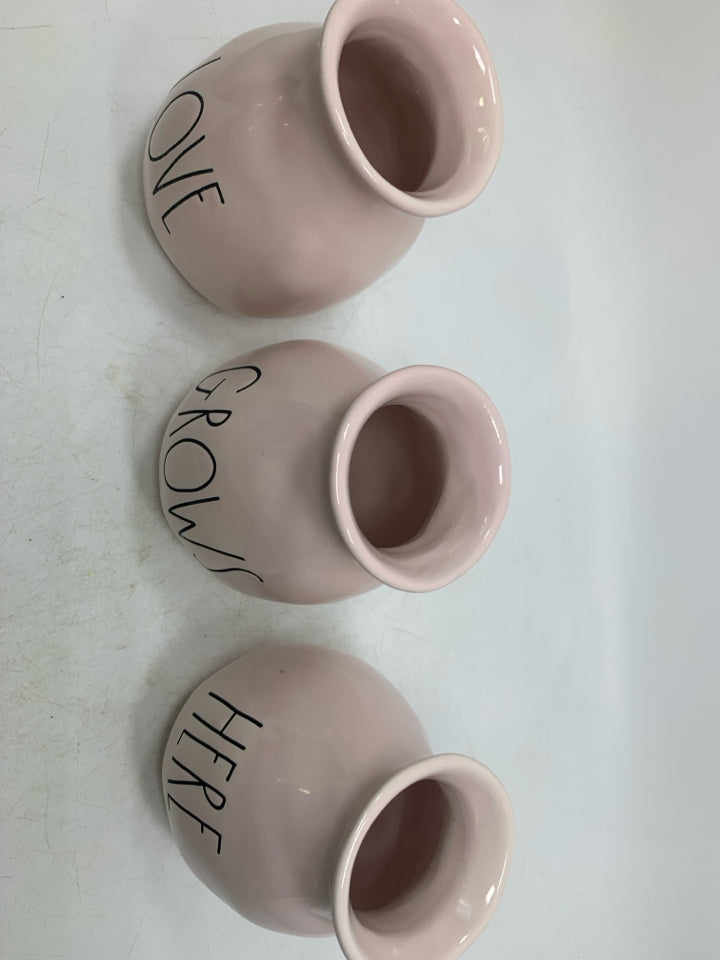 3PC 'LOVE GROWS HERE' VASE SET.