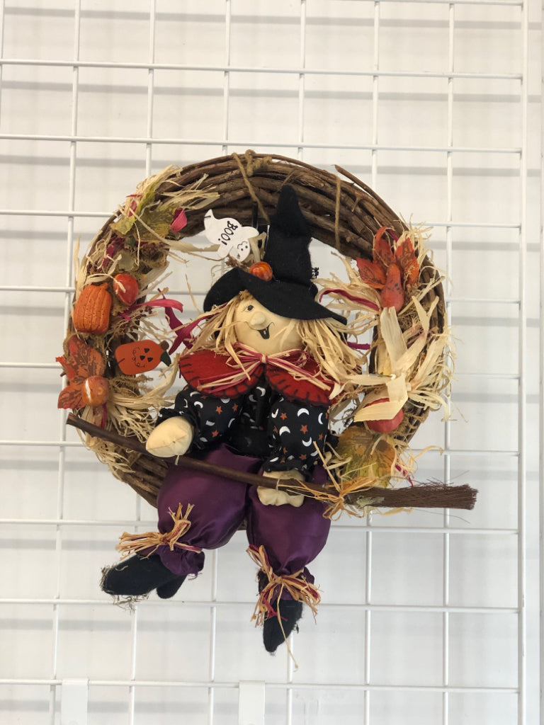 SCARECROW WITCH WREATH.