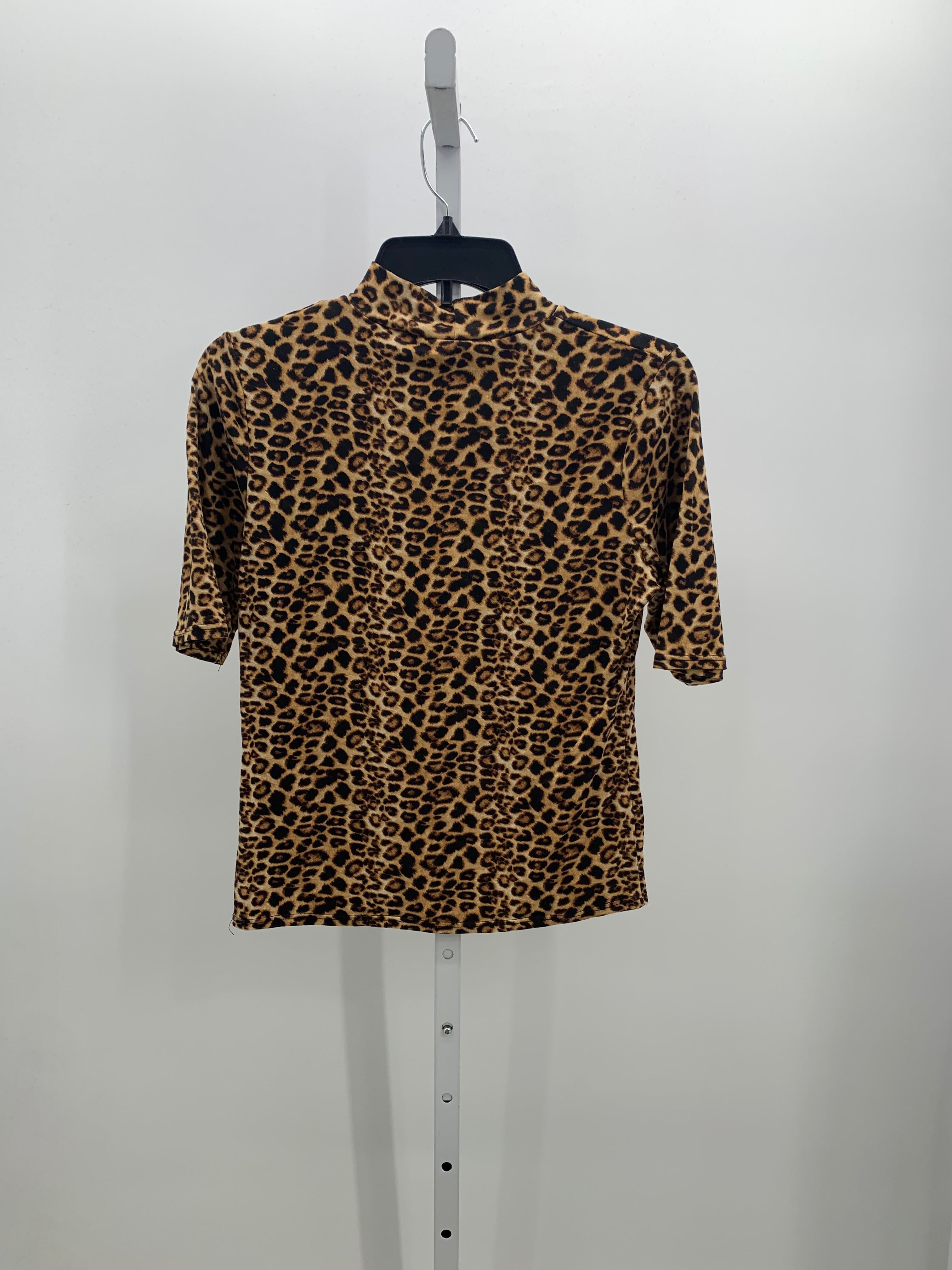 Olivia Rae Size Medium Misses Short Sleeve Shirt