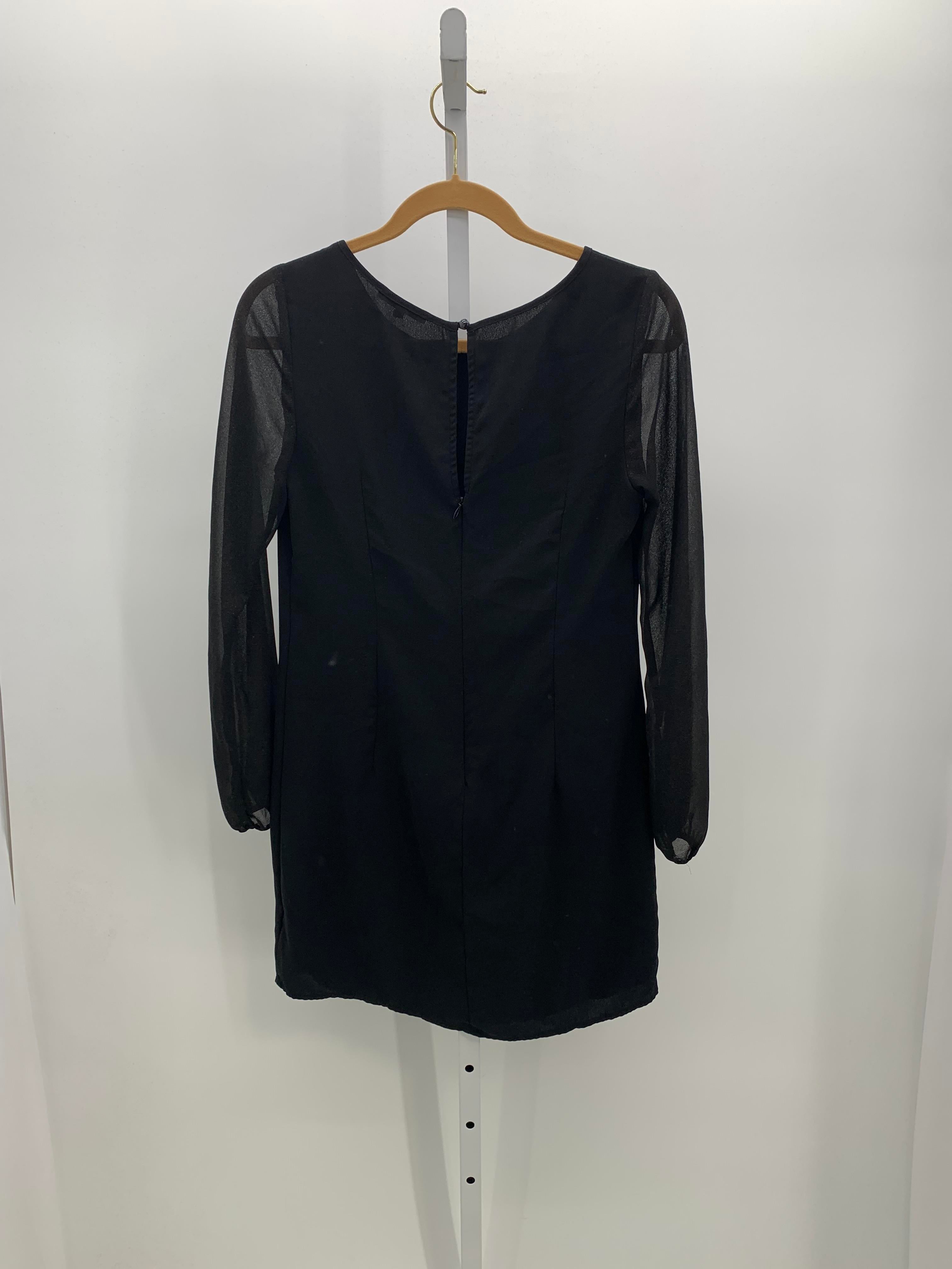 Size Small Misses Long Sleeve Dress