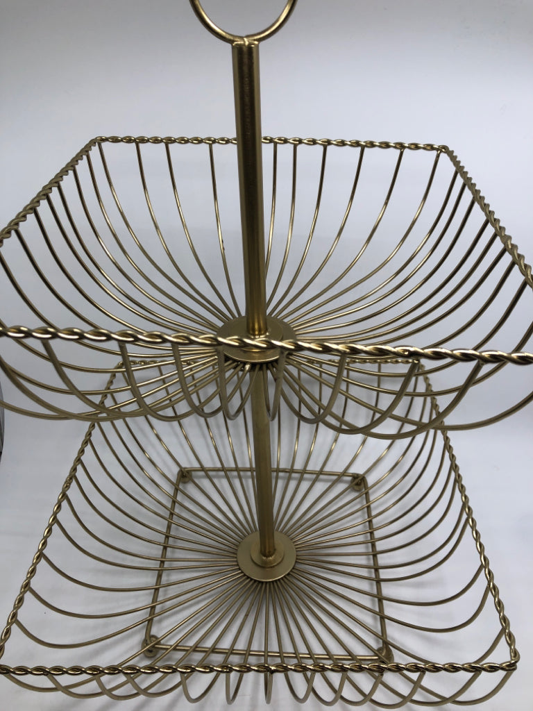 GOLD 2 TIER SQUARE FRUIT BASKET.