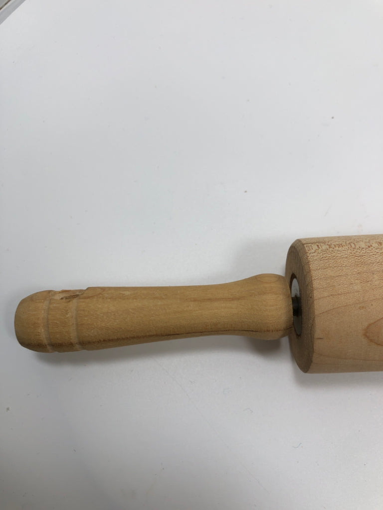 WOODEN ROLLING PIN.
