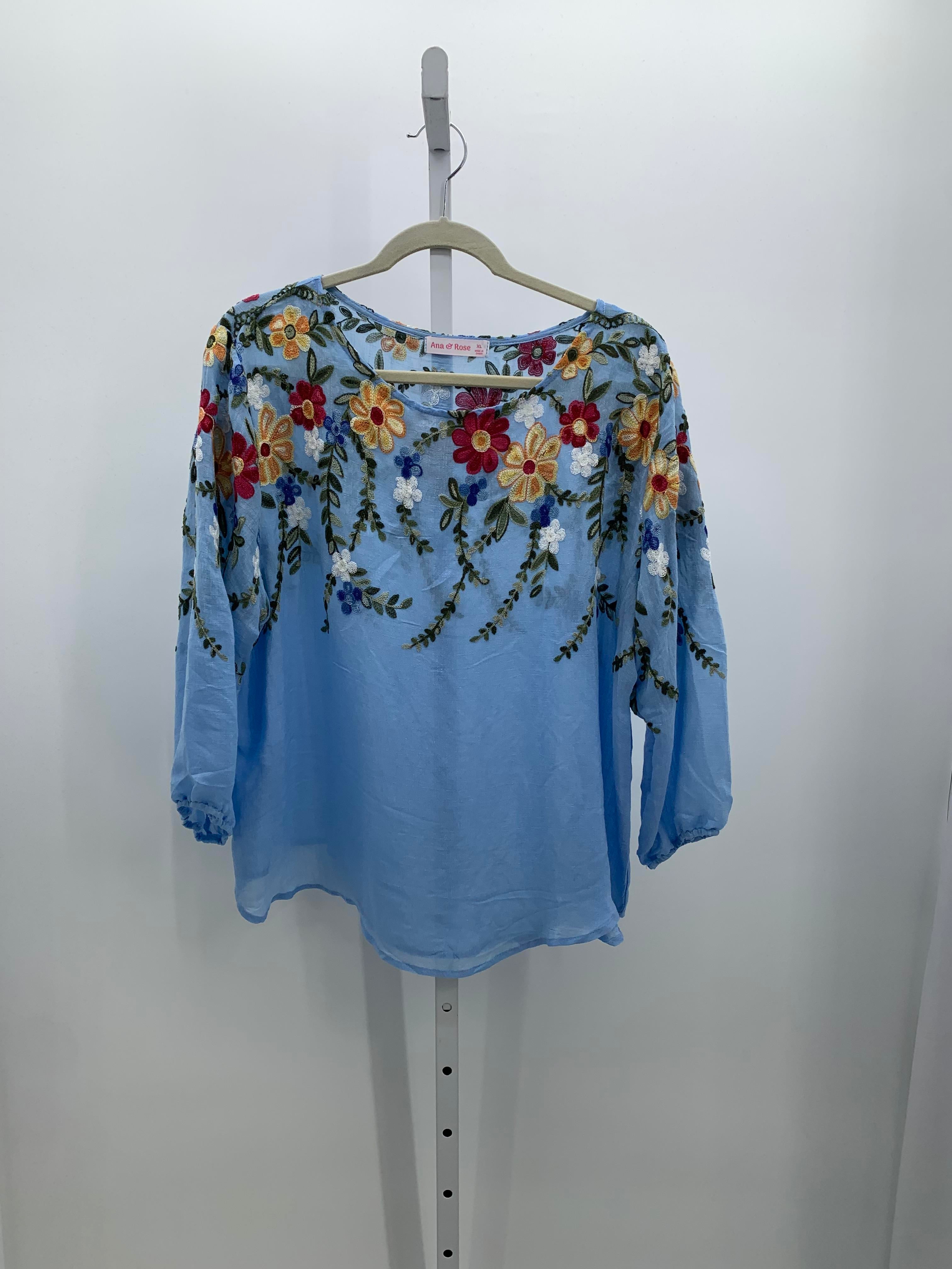 Size Extra Large Misses 3/4 Sleeve Shirt