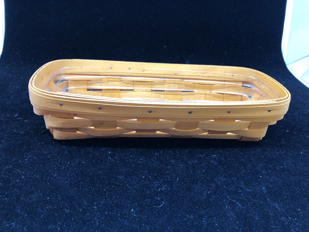 2002 RECTANGLE BASKET W PROTECTOR.