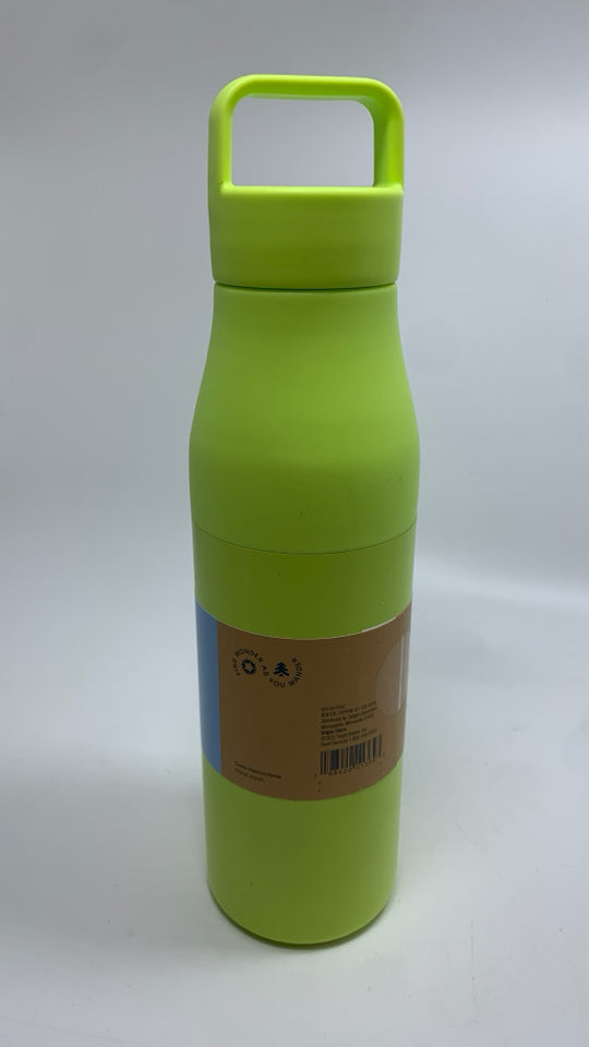 NWT LIME GREEN EMBARK WATER BOTTLE.