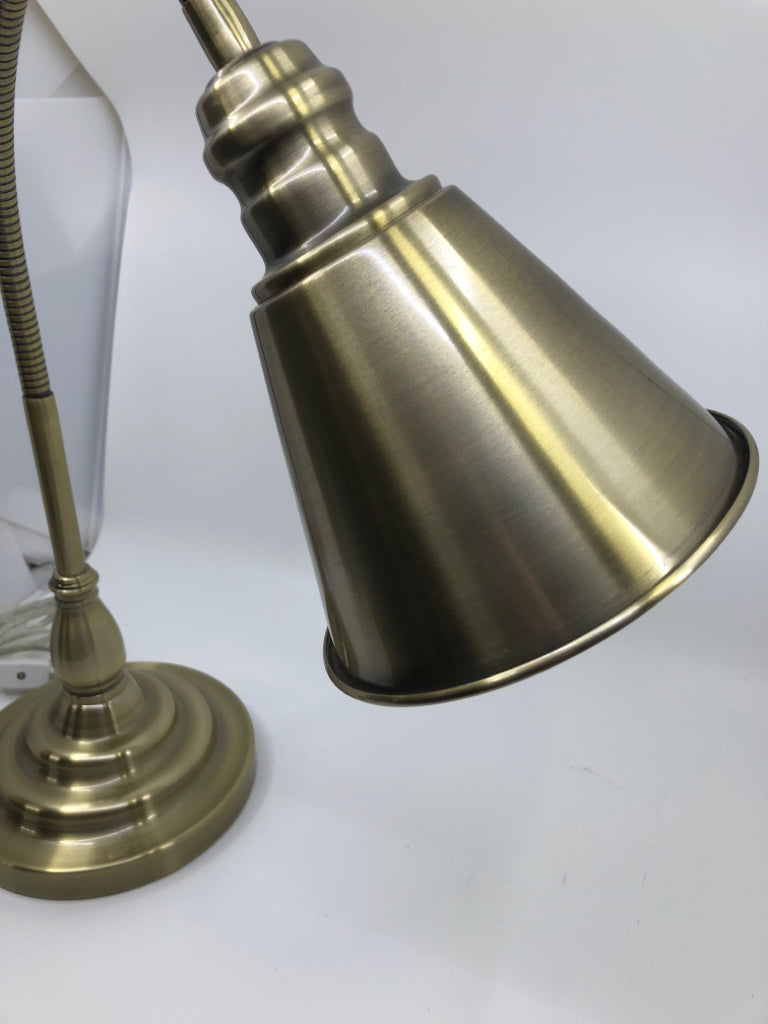 BRONZE COLORED ADJUSTABLE DESK LAMP.