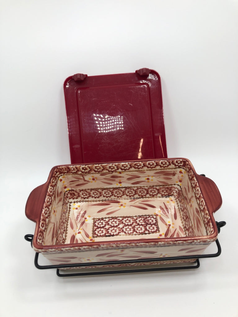 3PC RED TEMPATIONS BAKING DISH W/STAND AND LID.