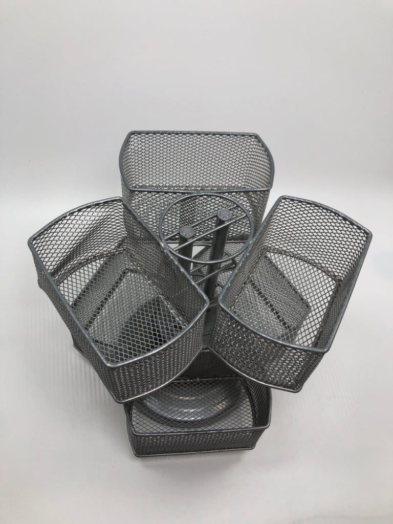 2 TIER GREY METAL SPINNING ORGANIZER.
