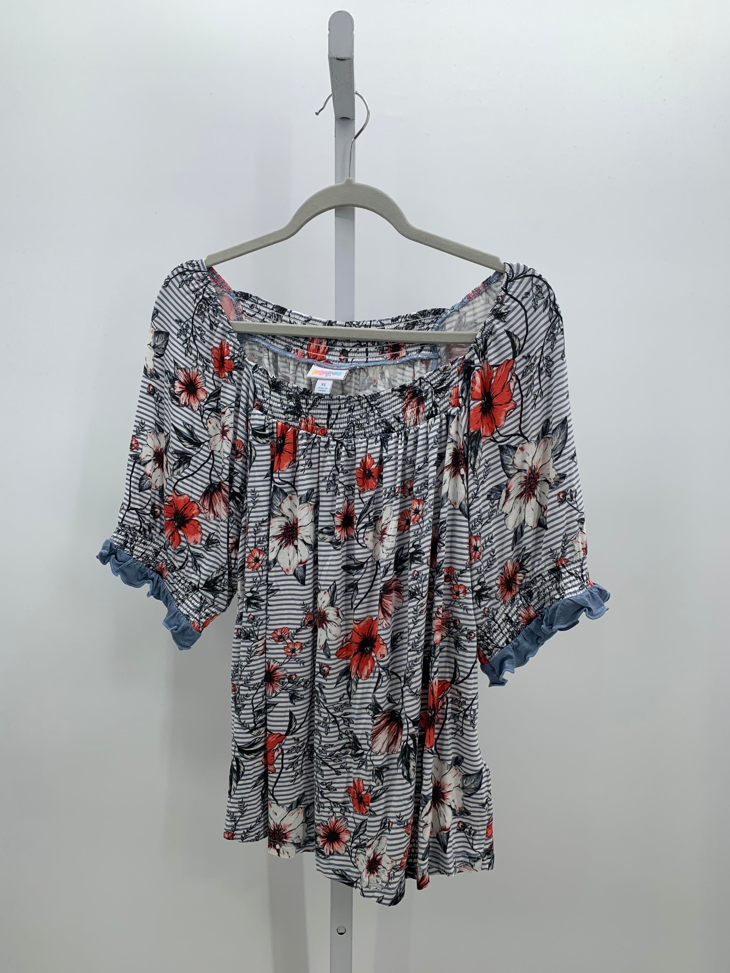 Lularoe Size Extra Large Misses Short Sleeve Shirt