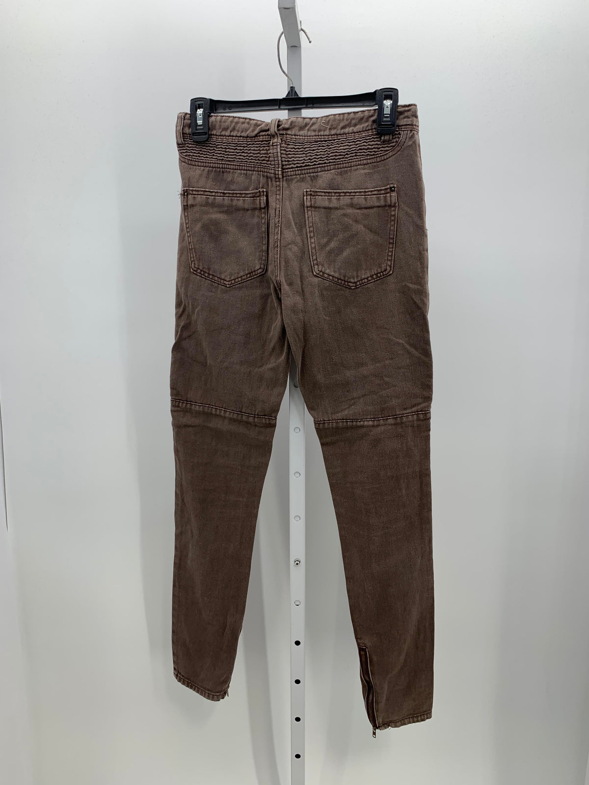 BDG Size 6 Misses Jeans
