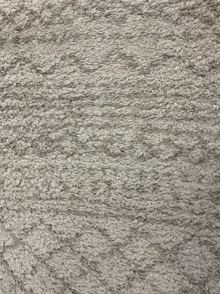 WHITE PATTERNED RUNNER RUG SAFAVIEH ARZONA SHAG.