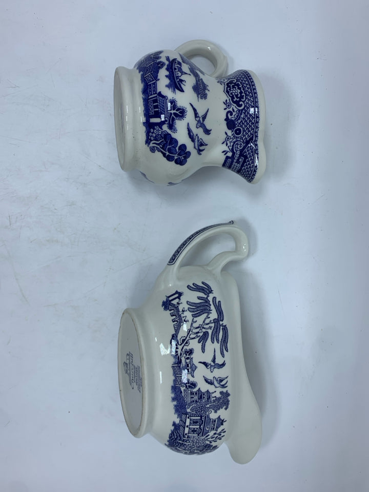 30PC CHURCHILL BLUE WILLOW SET SERV FOR 6.