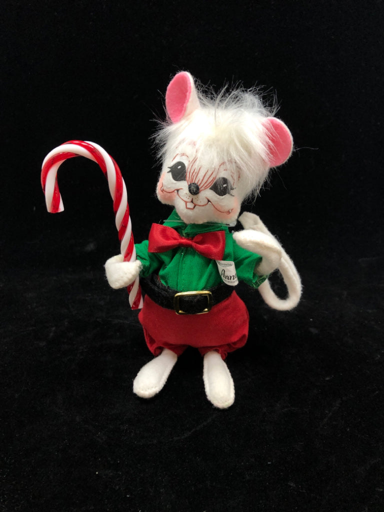 ANNALEE WHITE MOUSE BOY W/ CANDY CANE.