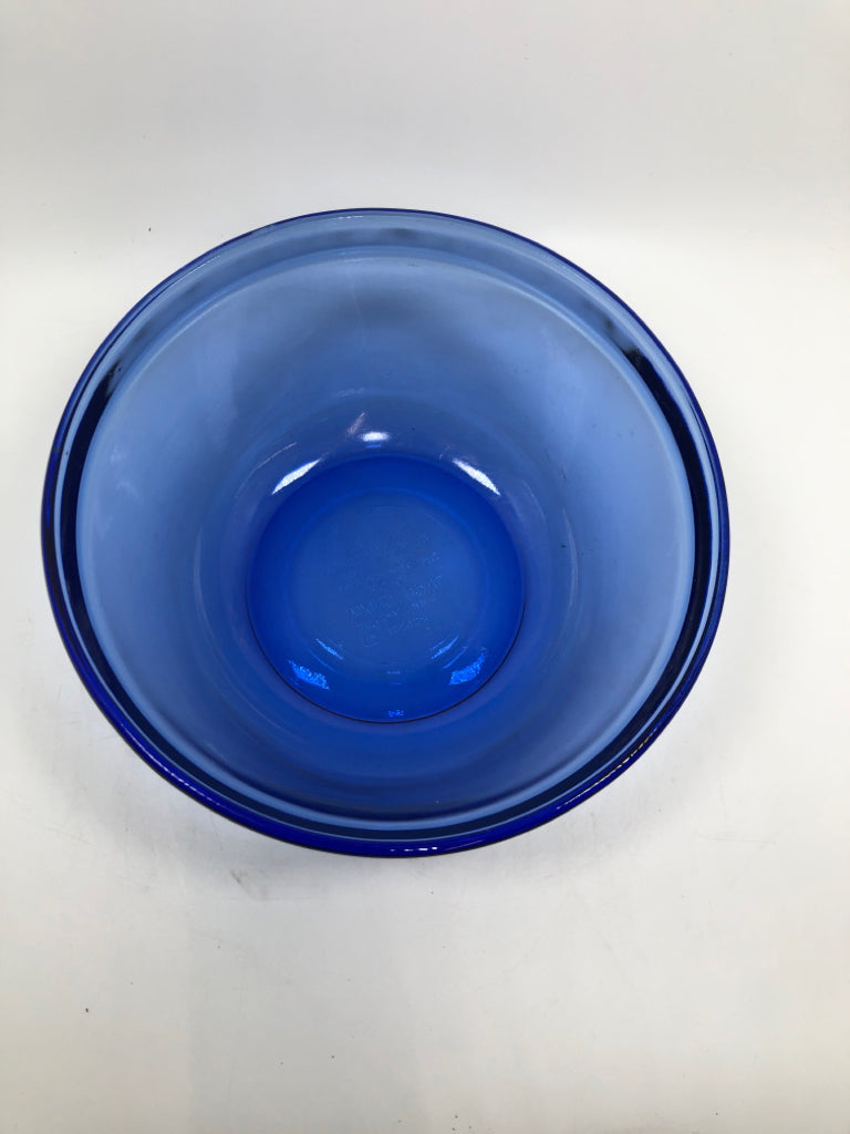 COBALT BLUE ANCHOR HOCKING MIXING BOWL.