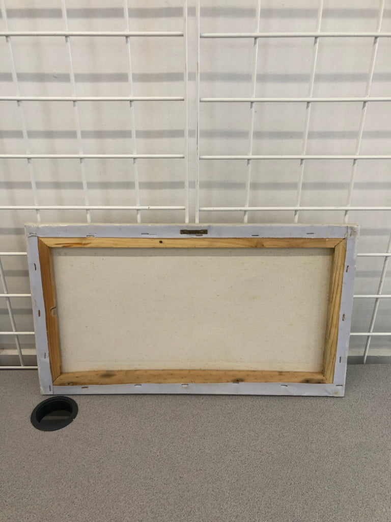 WHITE CRACKLE PEAR CANVAS.