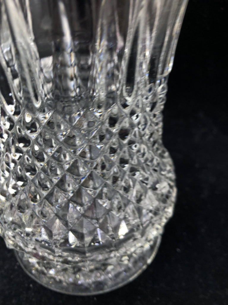 CUT GLASS SCALLOP EDGE VASE.