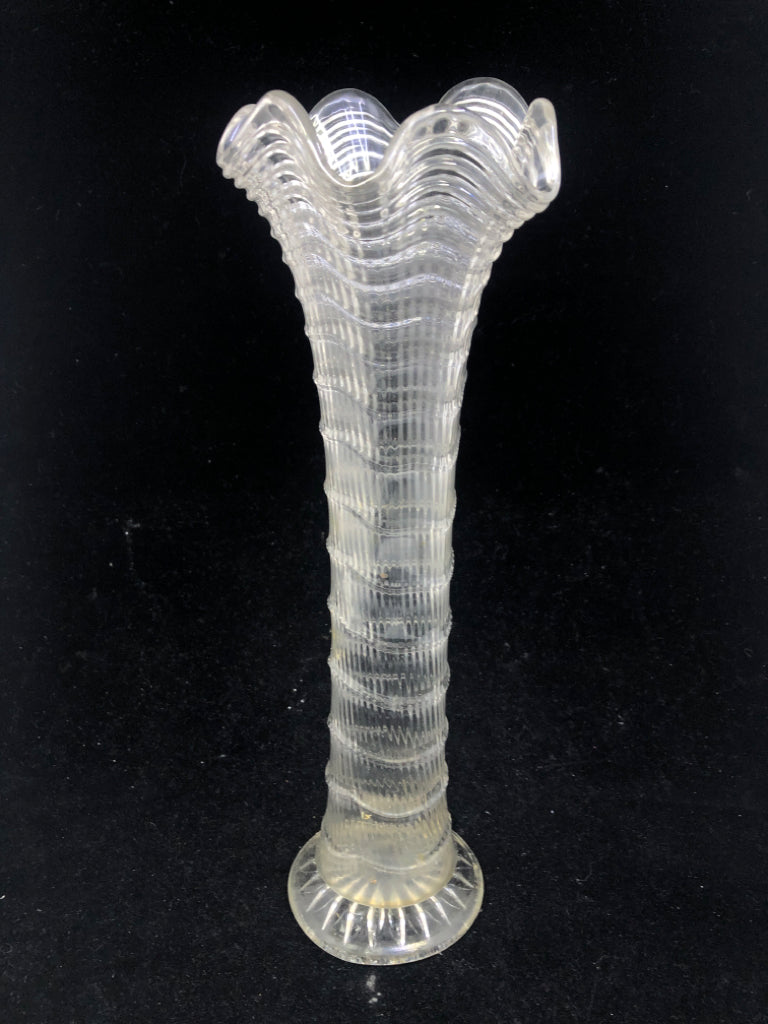 GLASS NARROW WAVY VASE.