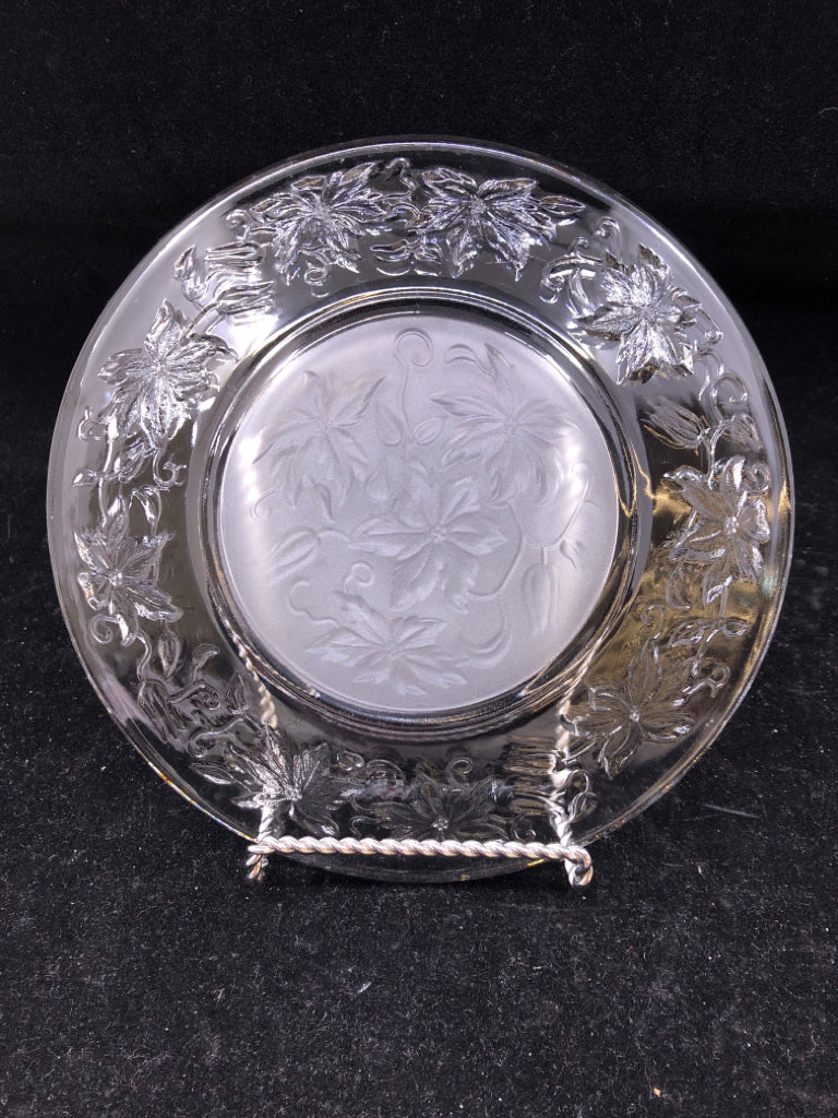 4 GLASS PLATES FANTASIA-PRINCESS HOUSE.