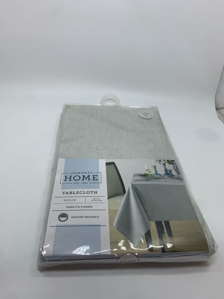 NIP GRAY ROUND TABLECLOTH.