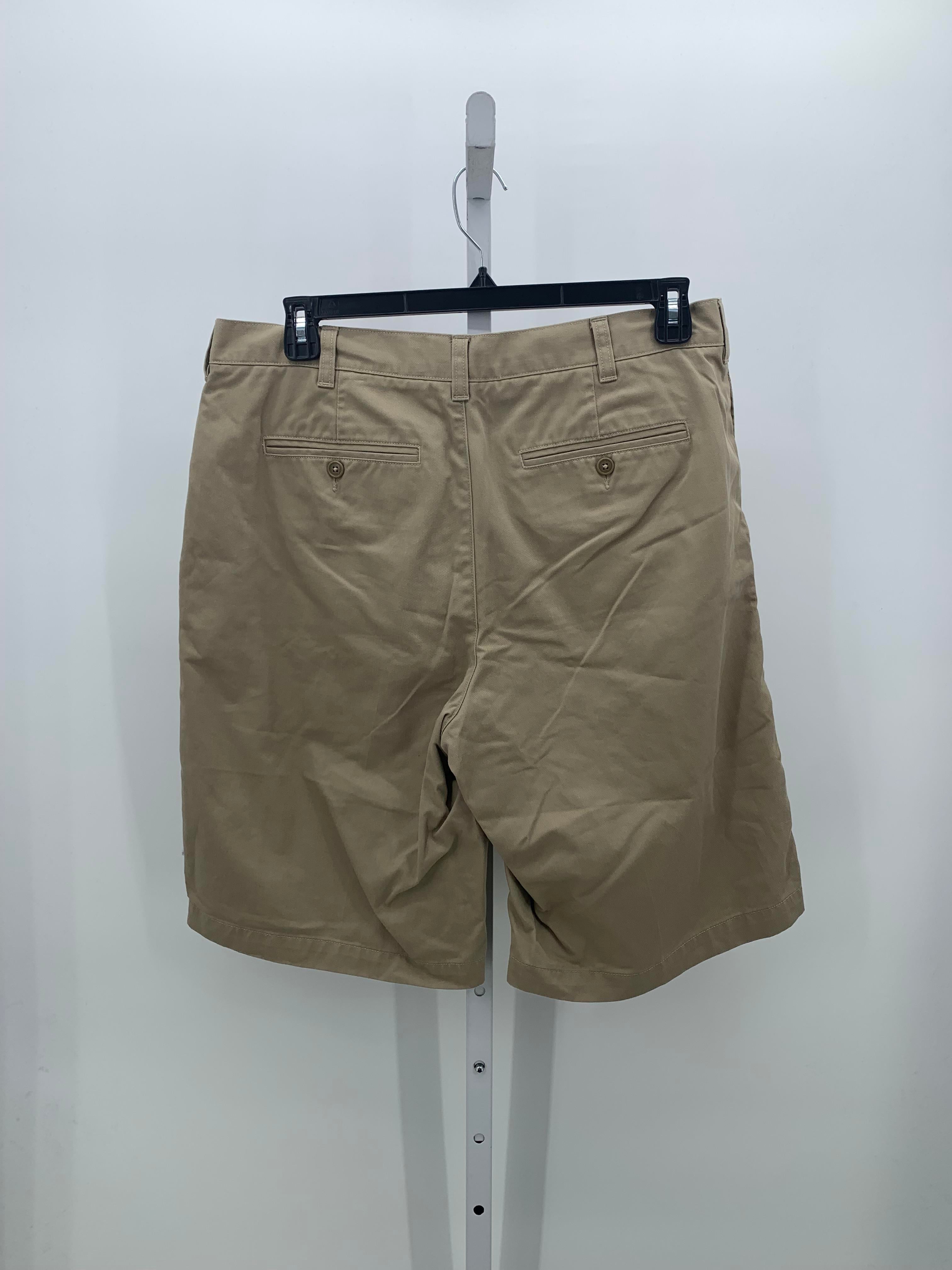 KHAKI SHORTS