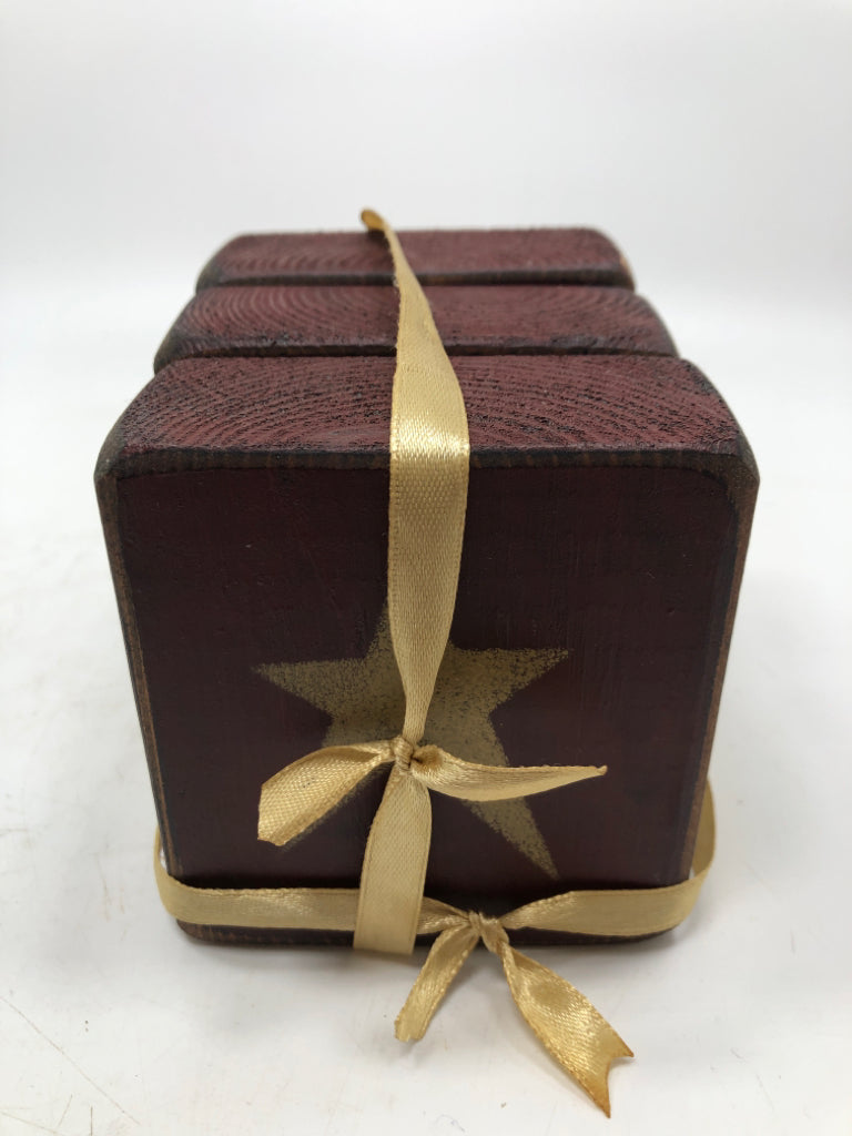 PRIMITIVE 3PC RED PAINTED WOOD BLOCK DECOR W/STAR.