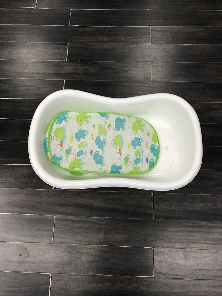 Summer Infant Newborn to Toddler Bath Center  - Bathtub Includes Four Stages tha