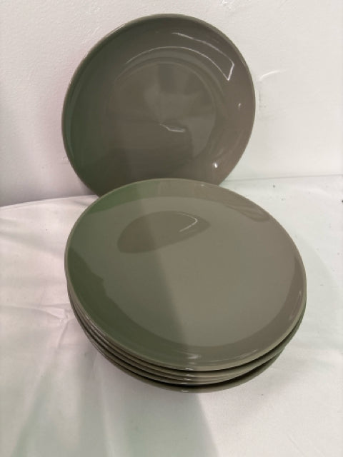 6 GREY DINNER PLATES.